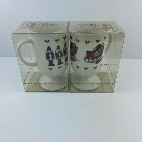 Pedestal Christmas Mug Set Carlton Cards Olde Fashioned Christmas Vintage - Picture 2 of 9